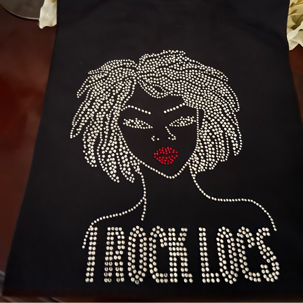 I ROCK LOCS tee shirt size large.